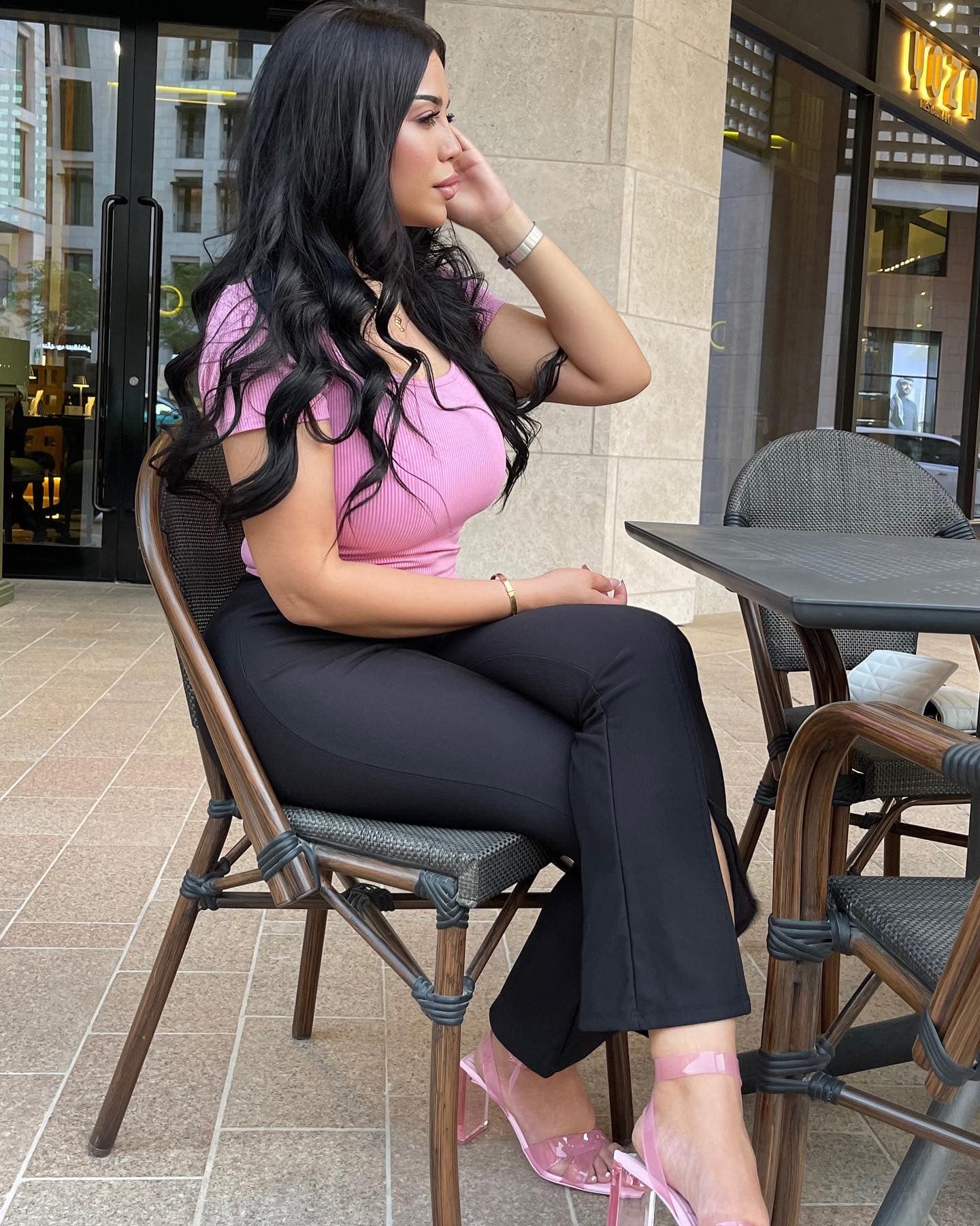 أكرم توفيق يثير الجدل بزوجة ثانية.. من هي هدير أبو نار؟