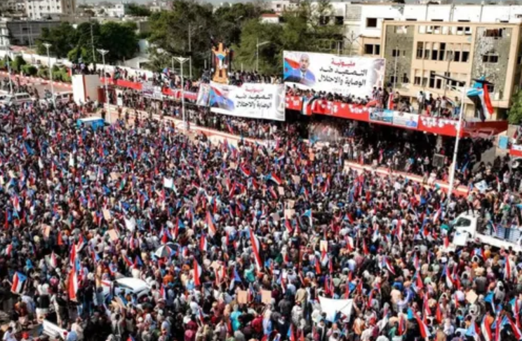 تفويض شعبي لانتزاع الحرية والسيادة 1 تفويض شعبي لانتزاع الحرية والسيادة