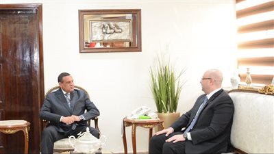 وزير التنمية المحلية يتابع مع محافظ بني سويف مشروعات 