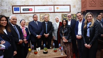 ‎ وزيرة البيئة تشارك في افتتاح معرض 