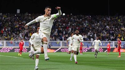 بهاتريك رونالدو.. النصر يفوز على ضمك وينفرد بصدارة الدوري السعودي