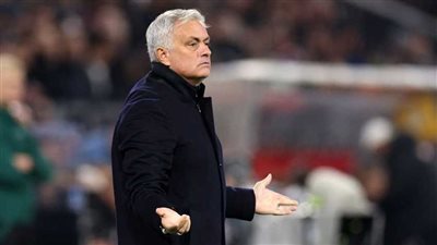 إيقاف جوزيه مورينيو مباراتين وغرامة 10 آلاف يورو