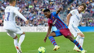 قبل الكلاسيكو الناري المرتقب.. الغيابات المؤثرة قبل مبارة برشلونة ضد ريال مدريد