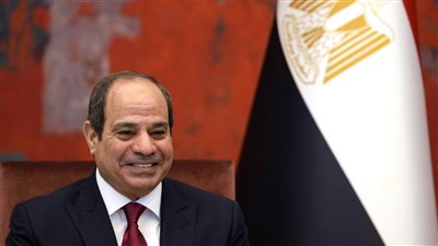 كيف تساهم قرارات السيسي بزيادة الحد للأجور في تخفيف الأعباء المعيشية عن كاهل المواطنين؟