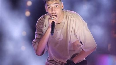 عبر مشاركته في كليب أغنية 