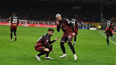 عودة بن ناصر.. تشكيل ميلان لمواجهة فيورنتينا بالدوري الإيطالي