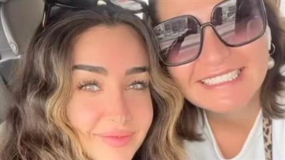 تفاعل الآلاف... هنا الزاهد تشارك صورا تجمعها بـ 