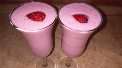 طريقة عمل زبادو الفراولة من مطبخ الشيف فاطمة أبو حاتي