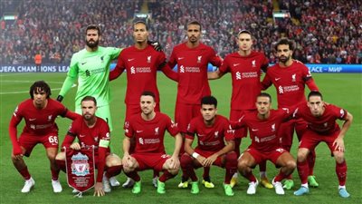 محمد صلاح يقود تشكيل ليفربول لمواجهة مانشستر يونايتد بالدوري الإنجليزي