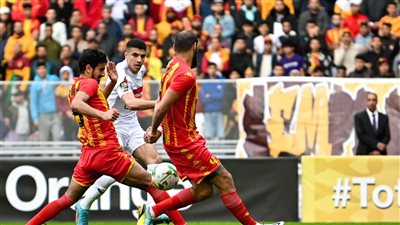 الزمالك يضرب الترجي بهدفين في شوط أول مثير بدوري أبطال إفريقيا