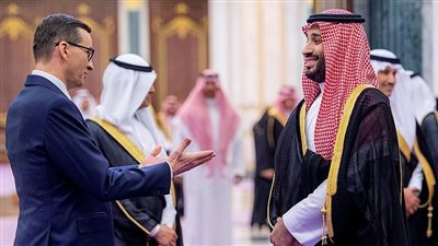 ولي العهد السعودي يستقبل رئيس وزراء جمهورية بولندا