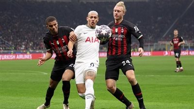 بعد غياب 11 عامًا.. ميلان يُقصي توتنهام ويتأهل لربع نهائي دوري الأبطال