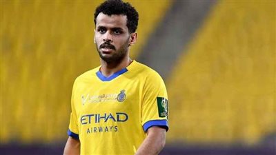  عبدالفتاح عسيري يشدد على إخلاصه لكل الأندية التي ارتدى قميصها.. ويتوعد بملاحقة كل مَن يتهمه باطلًا