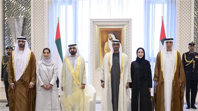 الإمارات.. عدد من الوزراء يؤدون القسم أمام محمد بن زايد ومحمد بن راشد