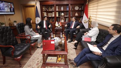 وزير السياحة والآثار يلتقي سفير كوريا الجنوبية بالقاهرة لبحث تعزيز أوجه التعاون المشترك 