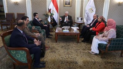 وزير التعليم العالي يبحث آليات تعزيز التعاون مع منظمة الإيسيسكو