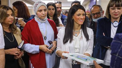  وزيرة التعاون الدولي والمنسق المقيم للأمم المتحدة تتفقدان وحدة طب الأسرة بمدينة كوم امبو بأسوان