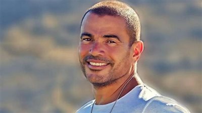 عمرو دياب يكشف عن رأيه في الأعمال الموسيقية حاليا والفرق الموسيقية في السبعينيات والثمانينيات
