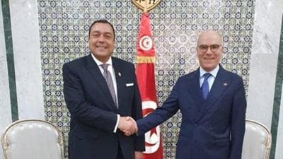 سفير مصر لدى تونس يهنئ نظيره التونسي بمنصبه الجديد