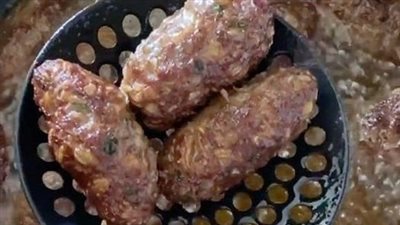 وصفات طبخ.. كفتة مقلية وأصابع بطاطس بالبيض 