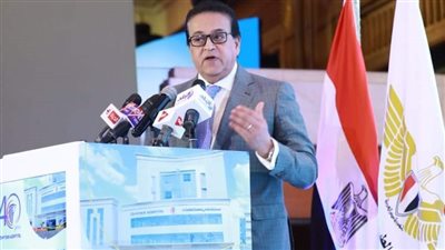 وزير الصحة يُشيد بدور وزارة الطيران والتكامل بين الوزارتين في التصدي لجائحة فيروس كورونا