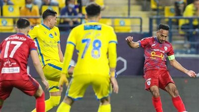 الدوري السعودي.. أبها يفاجئ النصر بقذيفة مدوية في الشوط الأول