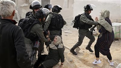 صحف فلسطين تبرز على فضح القيادة الفلسطينية لمخططات الاحتلال