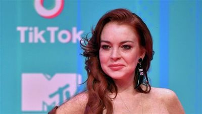 ما وراء تصدر اسم الممثلة الأمريكية ليندسي لوهان مواقع التواصل؟