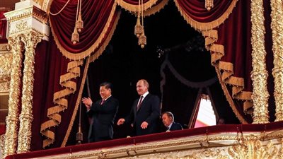  الرئيس الصيني يبدأ زيارة رسمية إلى روسيا