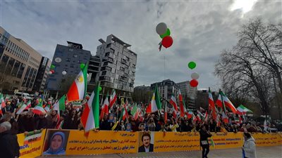  6 آلاف إيراني يدعون الاتحاد الأوروبي لوضع حرس الملالي على القائمة السوداء.. القصة الكاملة