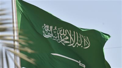 سفير السعودية لدى الغابون يقدم نسخة من أوراق اعتماده