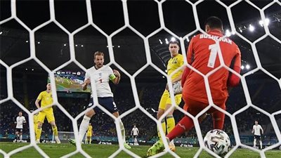  تردد القنوات المفتوحة والناقلة لإذاعة مباراة إنجلترا ضد أوكرانيا