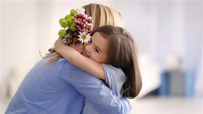 وفق الفقهاء والسنة وفي عيد الام 2023... ماذا قيل عن عن بر الوالدين؟