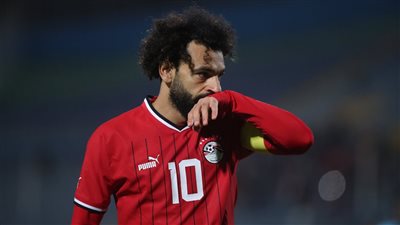 الفيفا يحتفي بإنجاز محمد صلاح التاريخي.. هل يحطم رقم حسام حسن؟