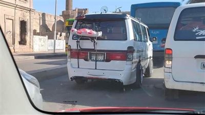 حقيقة جثة طفل مضرجة بالدماء في مؤخرة ميكروباص في مصر