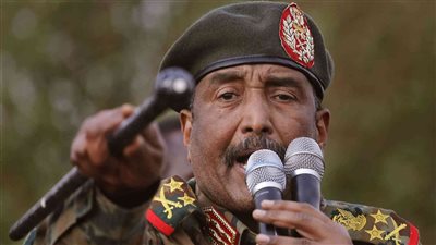 السودان.. البرهان يلتقي رئيس بعثة الأمم المتحدة للدعم في ليبيا