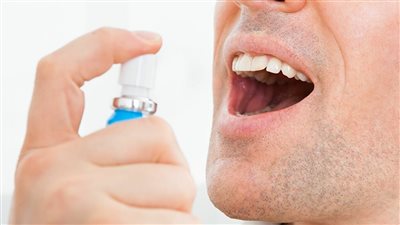 علاج رائحة الفم الكريهة أثناء الصيام.. هل غسول الأسنان يفطر؟ 
