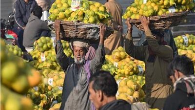 ارتفاع التضخم في باكستان إلى مستوى قياسي 