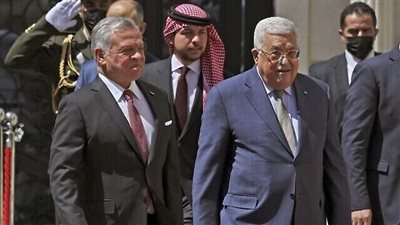  العاهل الأردني يعقد مباحثات هامة مع الرئيسَ الفلسطيني