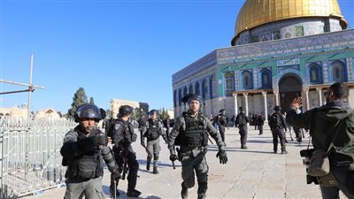 فلسطين.. قوات الاحتلال تقتحم المسجد الأقصى