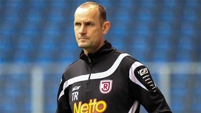 إعلامي مصري يكشف كواليس اقتراب نادي الزمالك من التعاقد مع الألماني هايكو هيرليتش