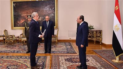 الرئيس السيسي يتسلم أوراق اعتماد عدد من السفراء المعتمدين لدى القاهرة