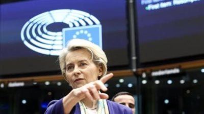  رئيسة المفوضية الأوروبية تتحدث مع زيلينسكي قبل زيارة الصين