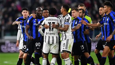 اشتباكات قمة كأس إيطاليا.. إيقاف ثلاثي يوفنتوس وإنتر ميلان وعقوبة للنادي وجماهيره