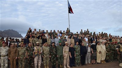 وسط حضور رسمي وشعبي.. وداع جثمان اللواء صالح السيد في مشهد مهيب باليمن