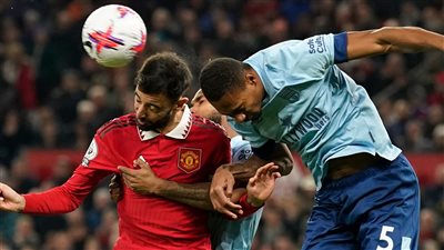 القنوات الناقلة لمباراة مانشستر يونايتد ضد إيفرتون في الدوري الإنجليزي 2022_2023.. ومعلق اللقاء