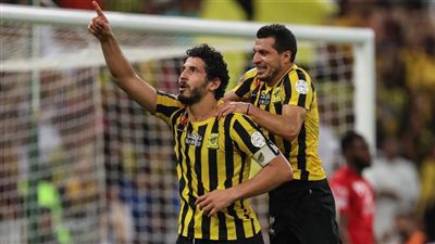 الاتحاد يحقق فوزًا ثمينًا على الوحدة ويبتعد بصدارة الدوري السعودي
