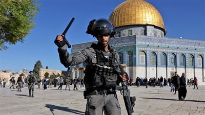 صحف فلسطين تكشف مستجدات انتهاكات الاحتلال في الأقصى