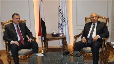 وزيرا النقل والسياحة والآثار يناقشان تنفيذ استراتيجية تعظيم سياحة اليخوت في مصر