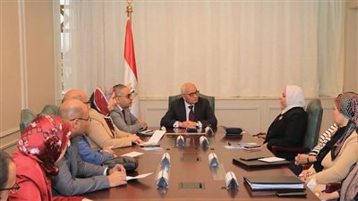 وزير التربية والتعليم يستعرض مستجدات المبادرة الرئاسية لاختيار ١٠٠٠ مدير مدرسة